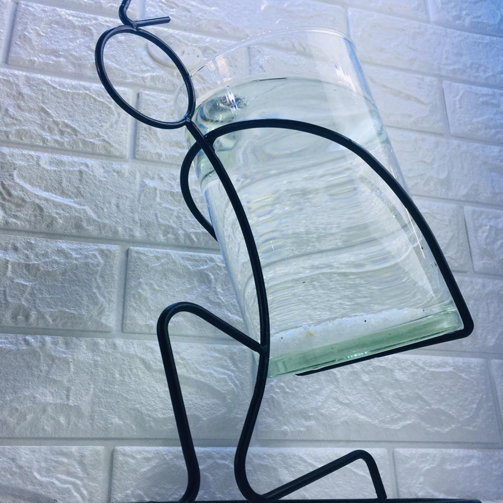 Bể cá mini để bàn người cõng bình