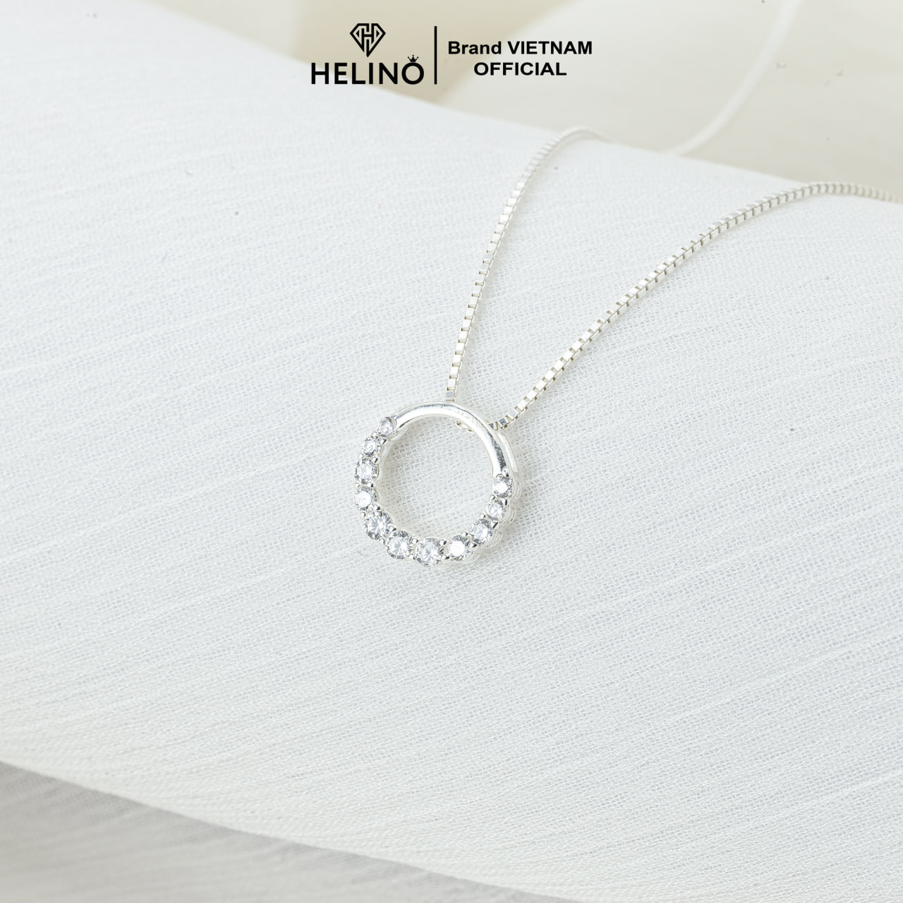 Dây chuyền bạc nữ HELINO, dây chuyền nửa đường tròn đính đá lấp lánh C16