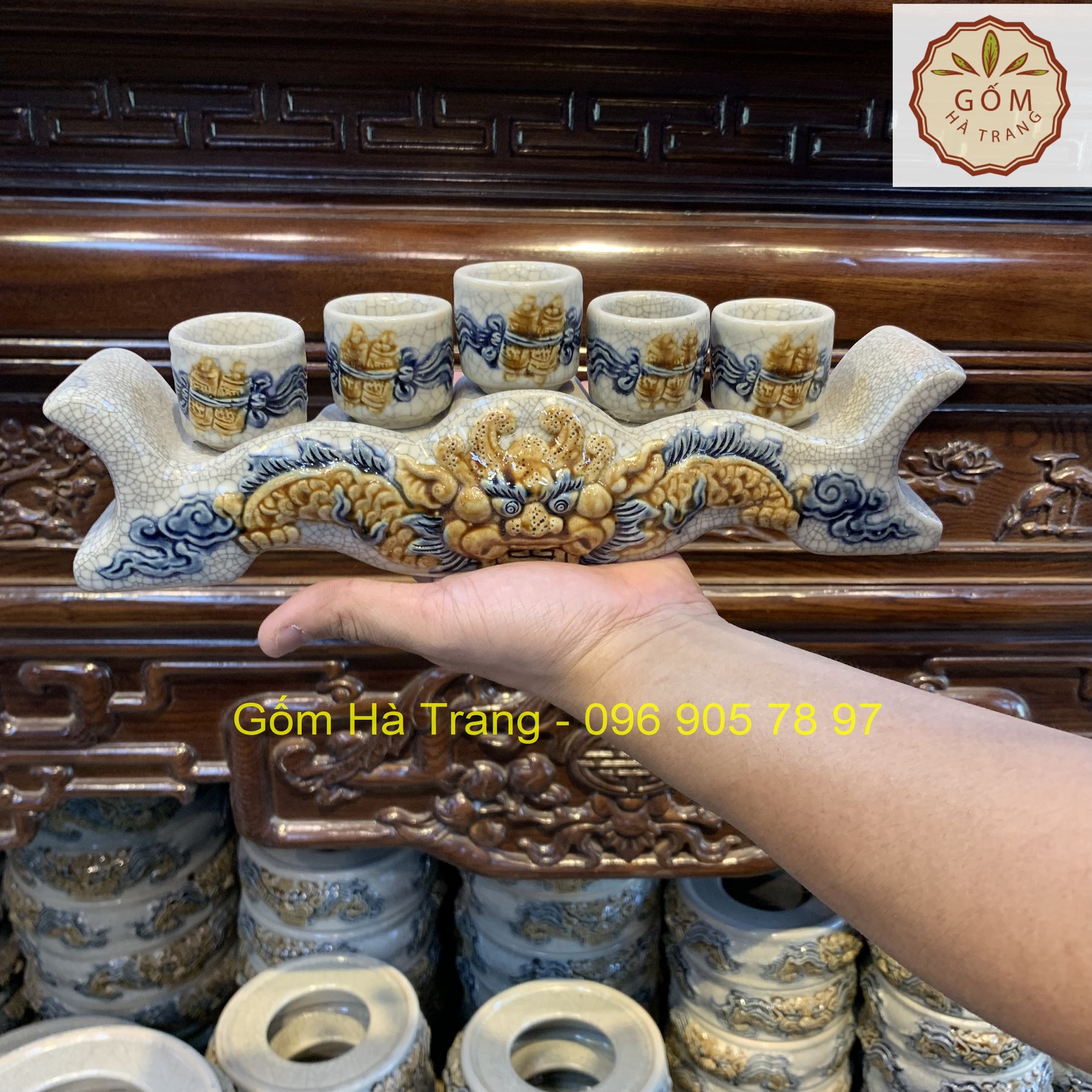 Bộ kỷ, chén nước 5 chén - họa tiết rồng-sen, dáng ngai-cong - men rạn đắp nổi bát tràng