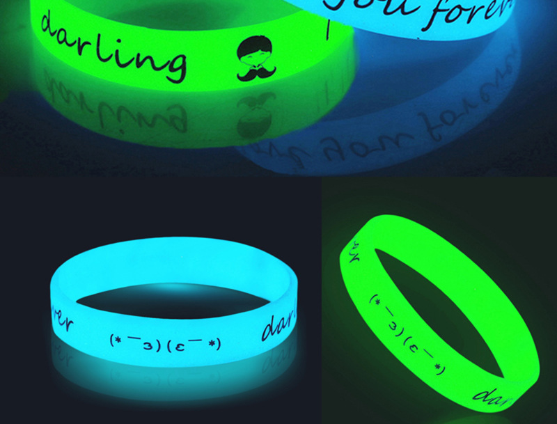 Vòng tay dạ quang phát sáng trong đêm ILOVEYOU