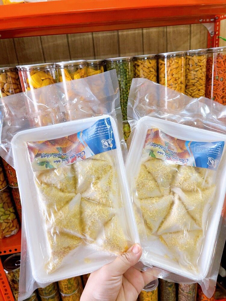 Chả giò hải sản tam giác vàng khay 10 cái