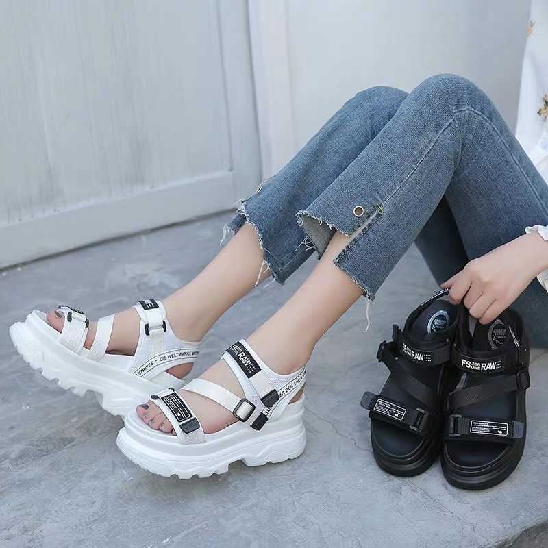 Sandal nữ,sandal học sinh,sandal quai chéo độn đế 5p Fashion