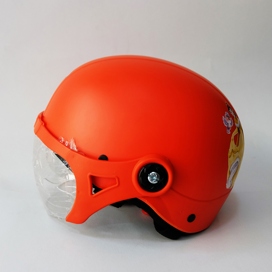 Mũ bảo hiểm trẻ em kiểu nón sơn có kính như hình (4t-8t)