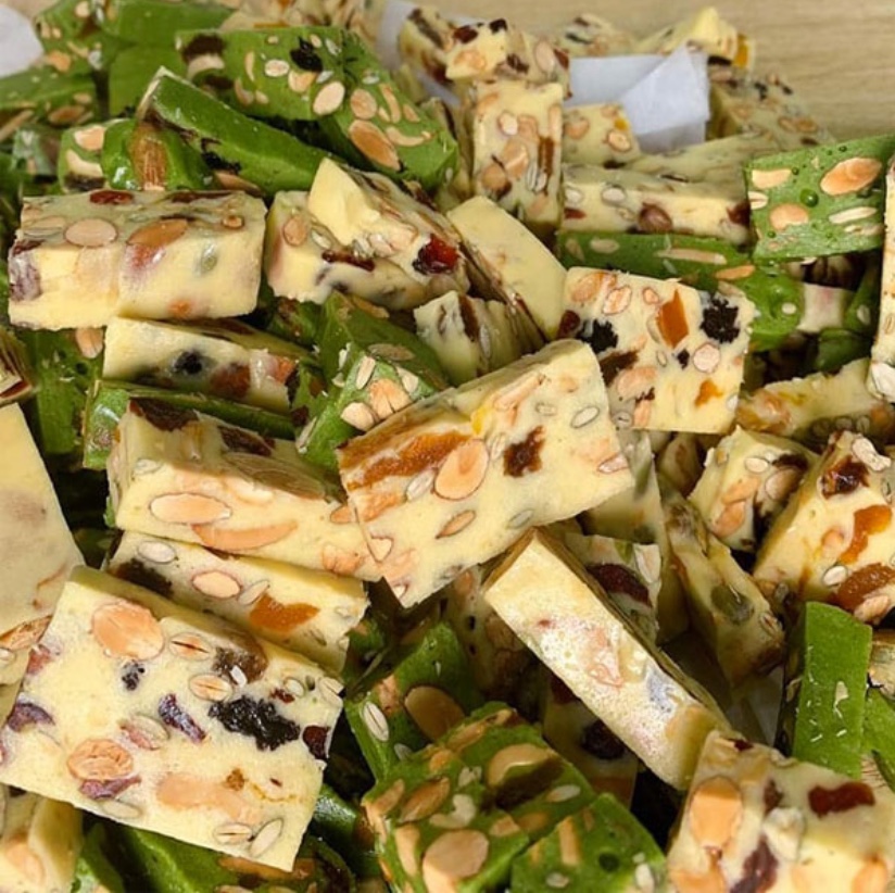 1Kg Kẹo sữa hạt Nougat/ Kẹo hạnh phúc / Kẹo nougat / Kẹo sữa hạt homemade nhiều hạt ít ngọt ăn là mê