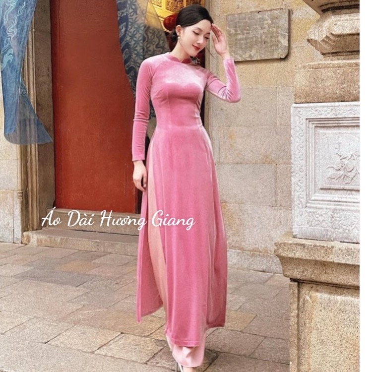 Áo dài nhung màu hồng trẻ trung, nhung mềm mịn, co dãn tốt, - Áo Dài Hương Giang