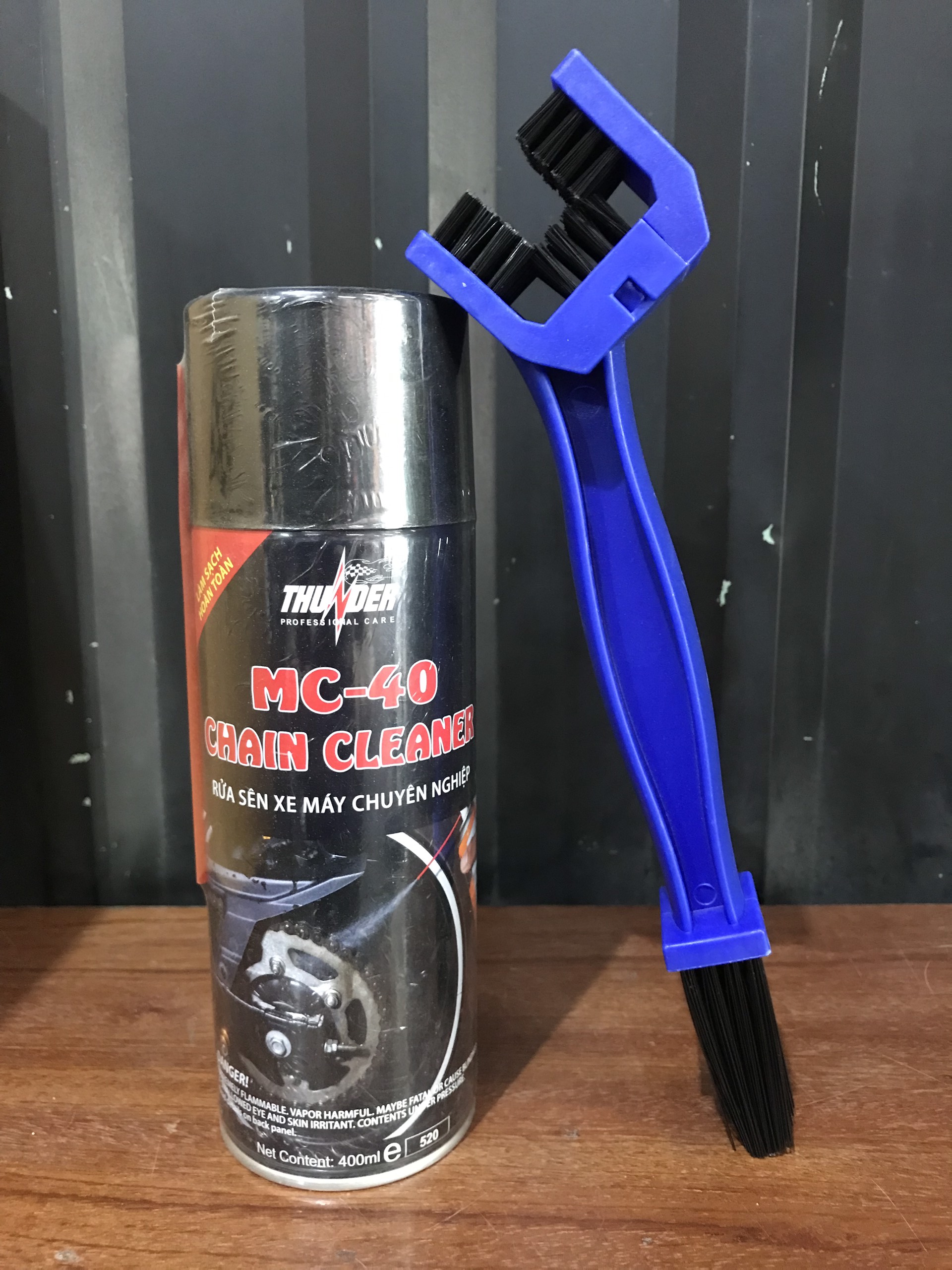 [HCM][Tặng bàn chải] Chai Rửa Sên Vệ Sinh Sên Xích Xe Máy Thunder MC-40 Chain Cleaner 400ml