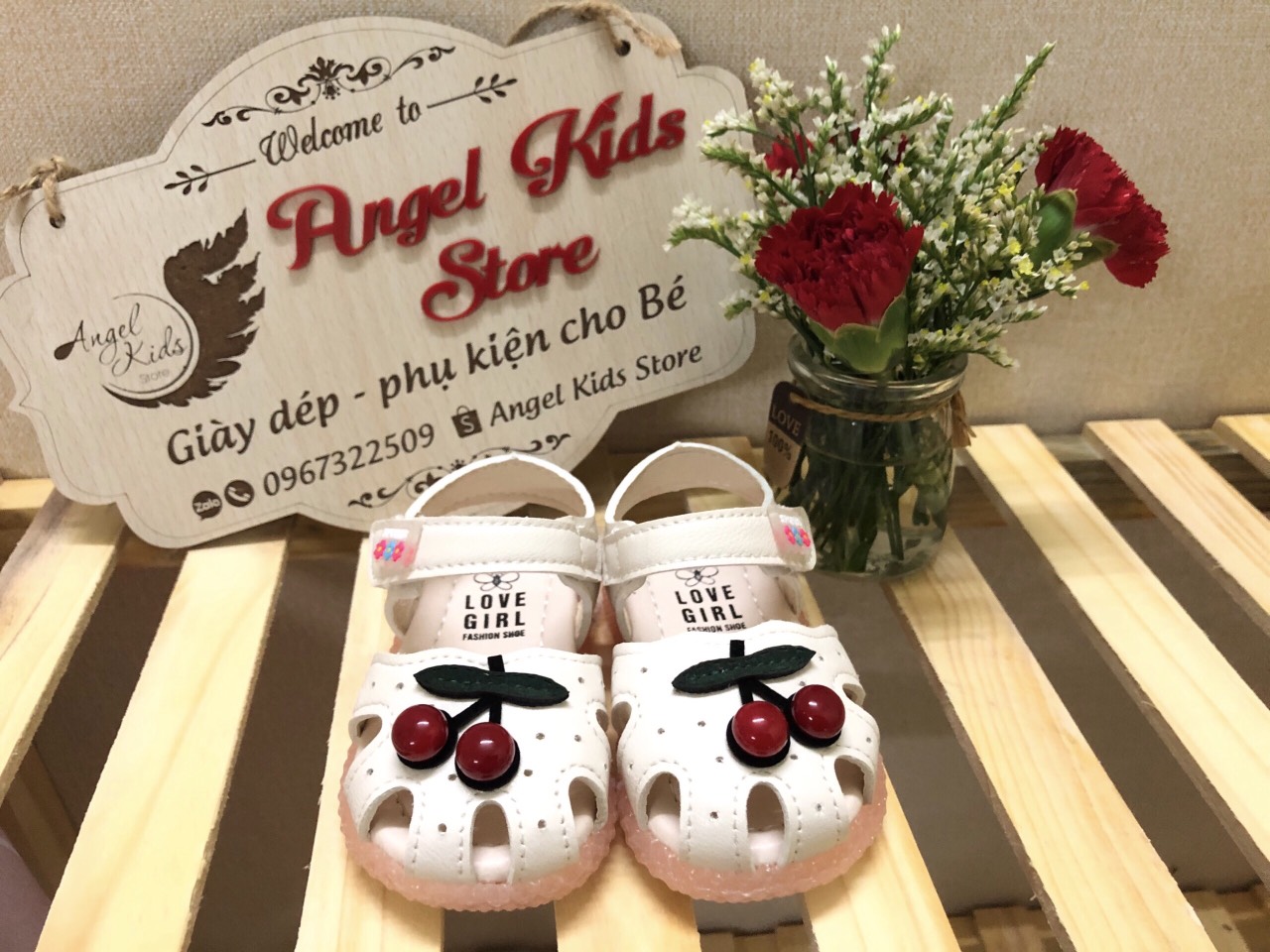 Giày Cherry Tập Đi Cho Bé Trai/ Bé Gái