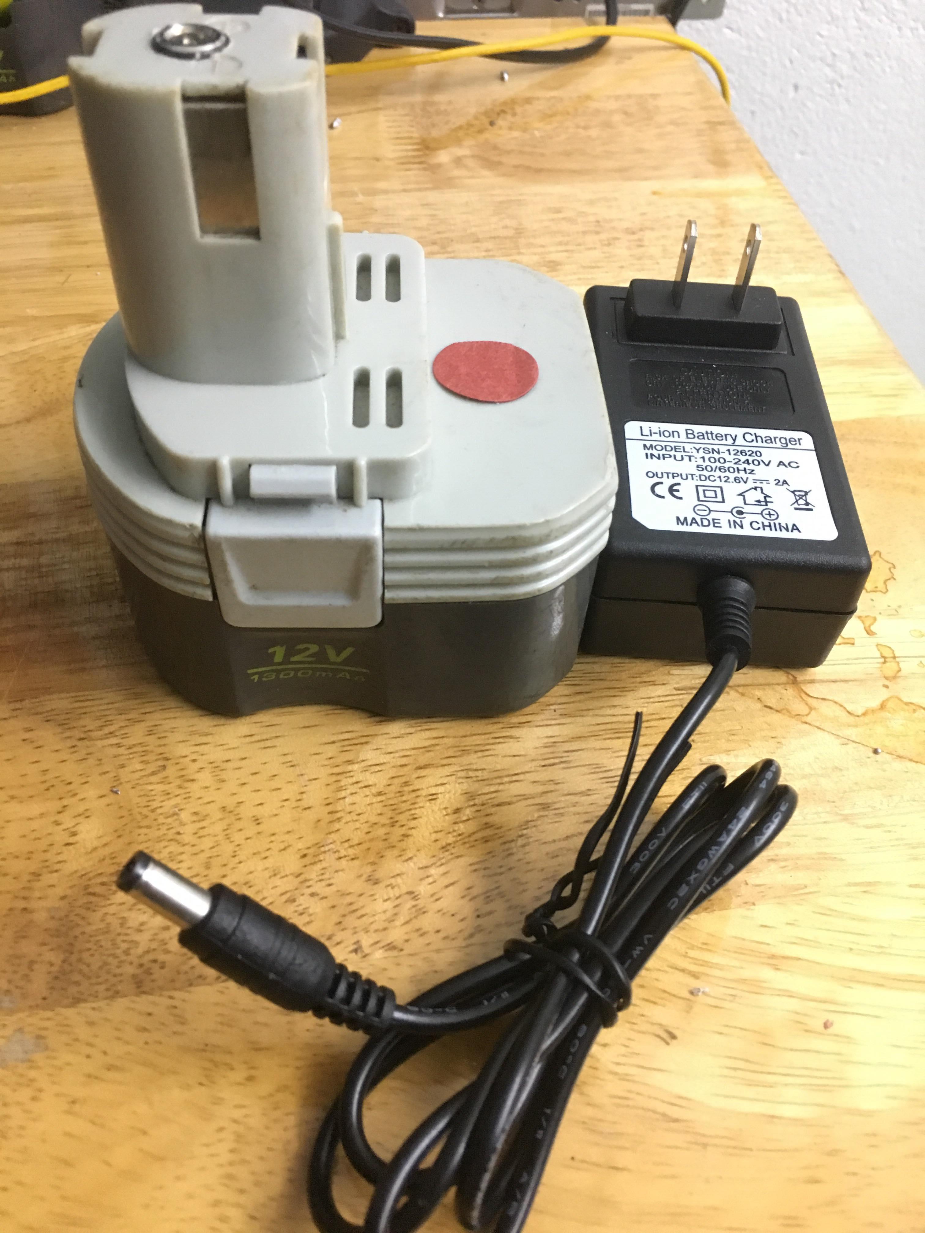 [NPS] Pin máy khoan Ryobi. 12V 6 cell (không kèm củ sạc 12V)