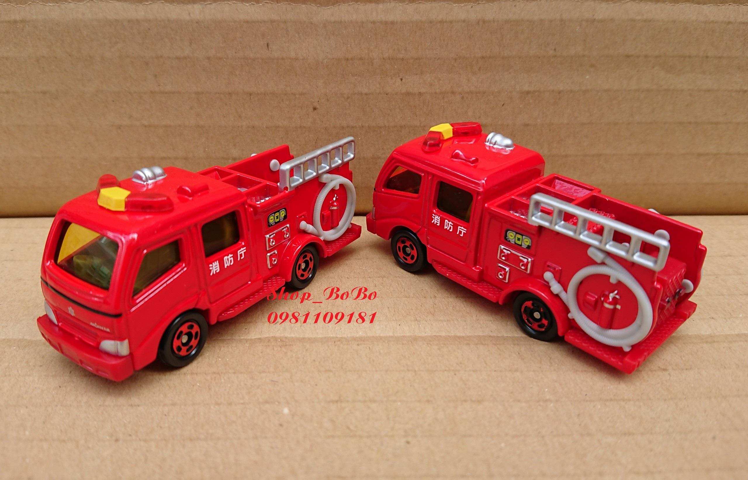 Xe mô hình Tomica cứu hỏa màu đỏ bánh đỏ cho bé