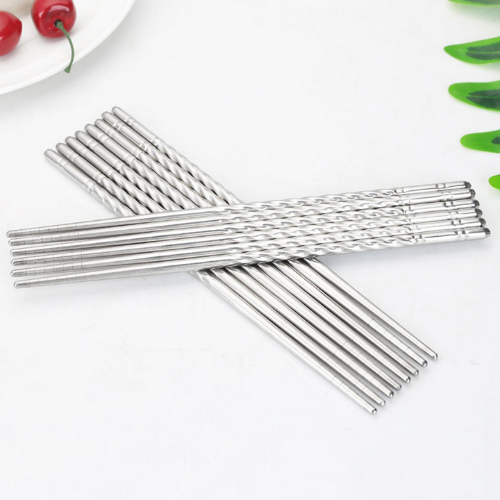 Vỉ 5 đôi đũa ăn nhà bếp inox an toàn, sang trọng, lịch sự HL11