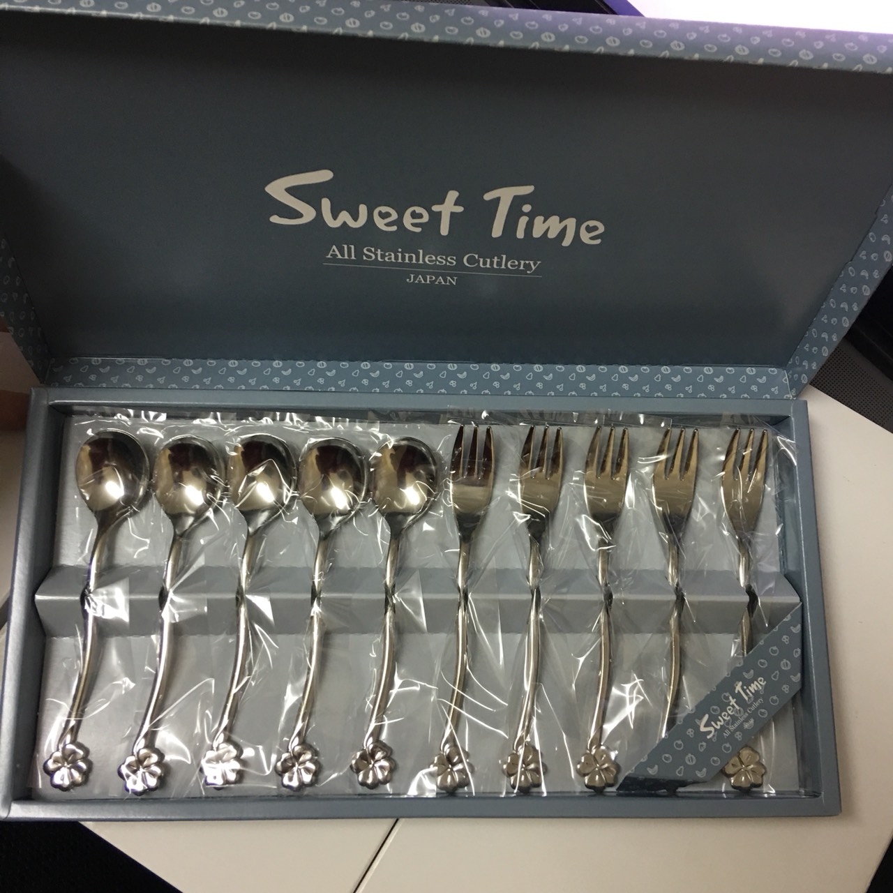 Bộ 10 thìa nĩa ăn inox Sweet Time xuất xứ Nhật Bản, sáng bóng, đẹp sang trọng