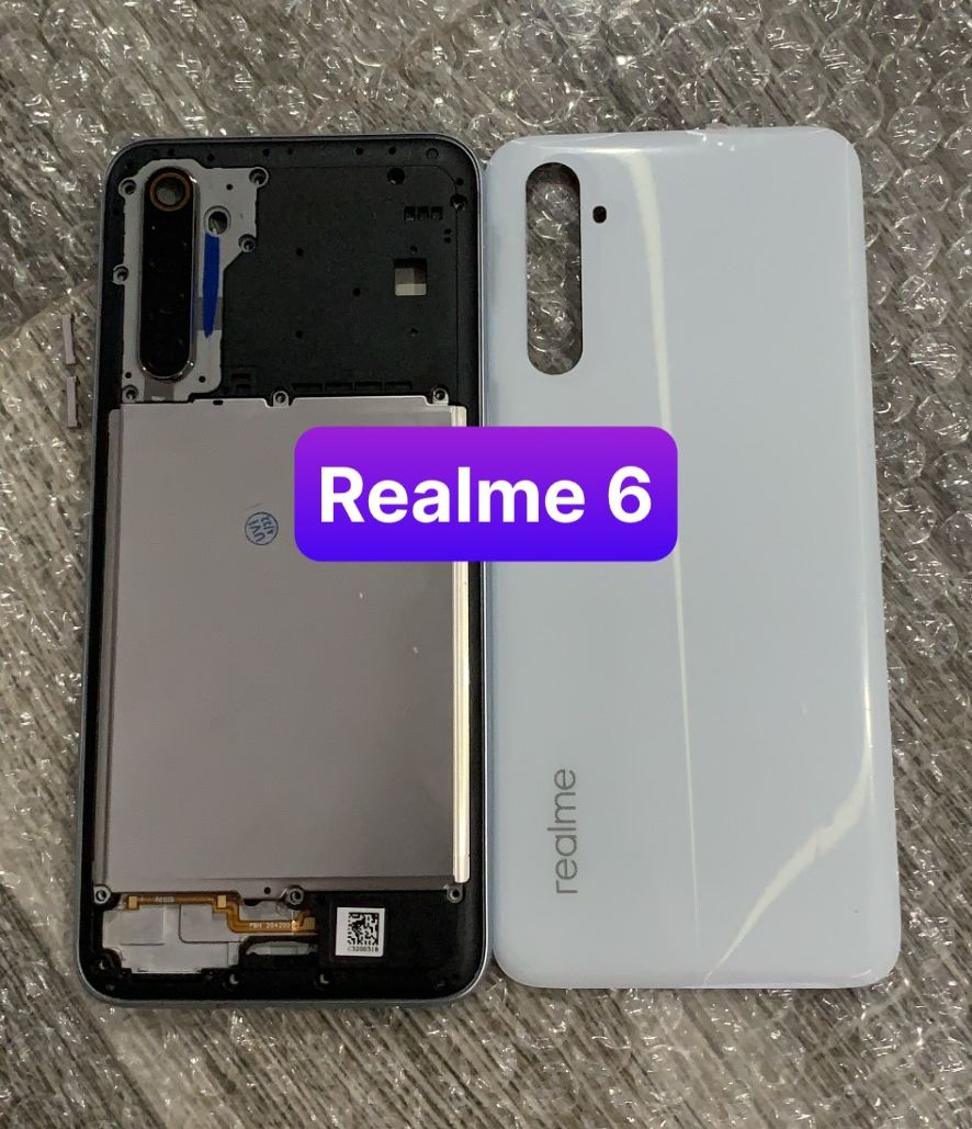 Bộ vỏ realme 6 ( gồm nút bấn .kính came.xương .lưng)