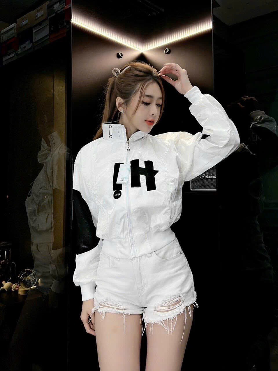 Áo Khoác Nữ Cao Cấp Phi Xà Cừ Cực Sang Thời Trang Hot- Ảnh Thậtáo khoác phi xà cừ có nónáo khoác nữ rẻ dưới 50káo khoác nữ thời trangáo khoác phi xà cừ có nónáo gió nữ đẹp 2022áo khoác chống nắng nữ