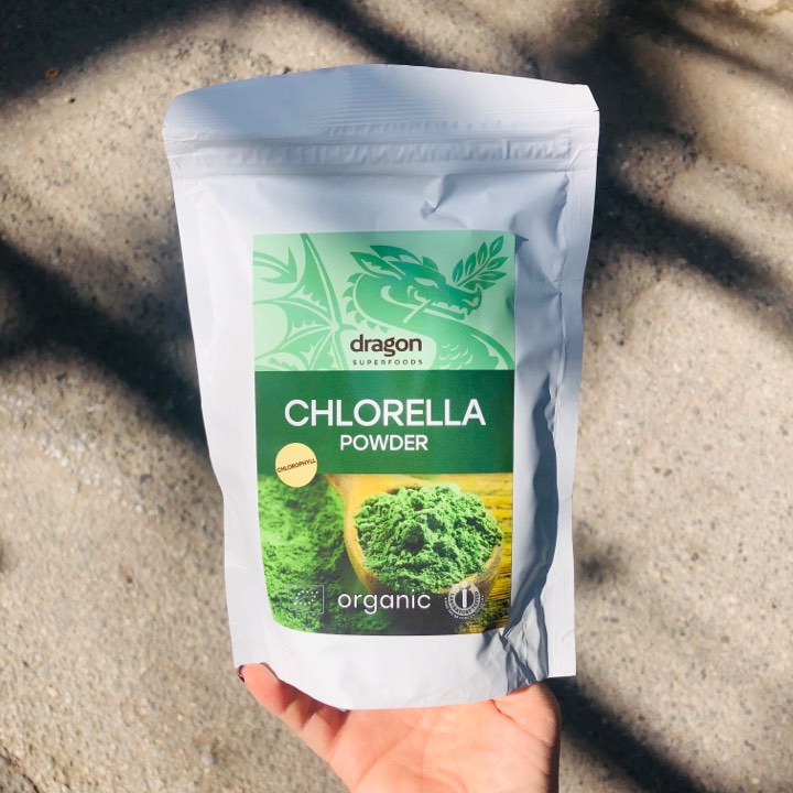 Bột tảo lục Chlorella hữu cơ Dragon Superfoods 200g