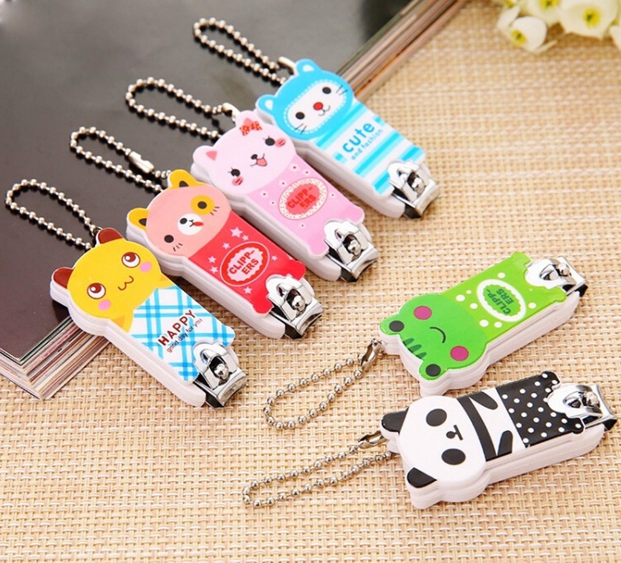 Dụng cụ bấm móng tay hình thú