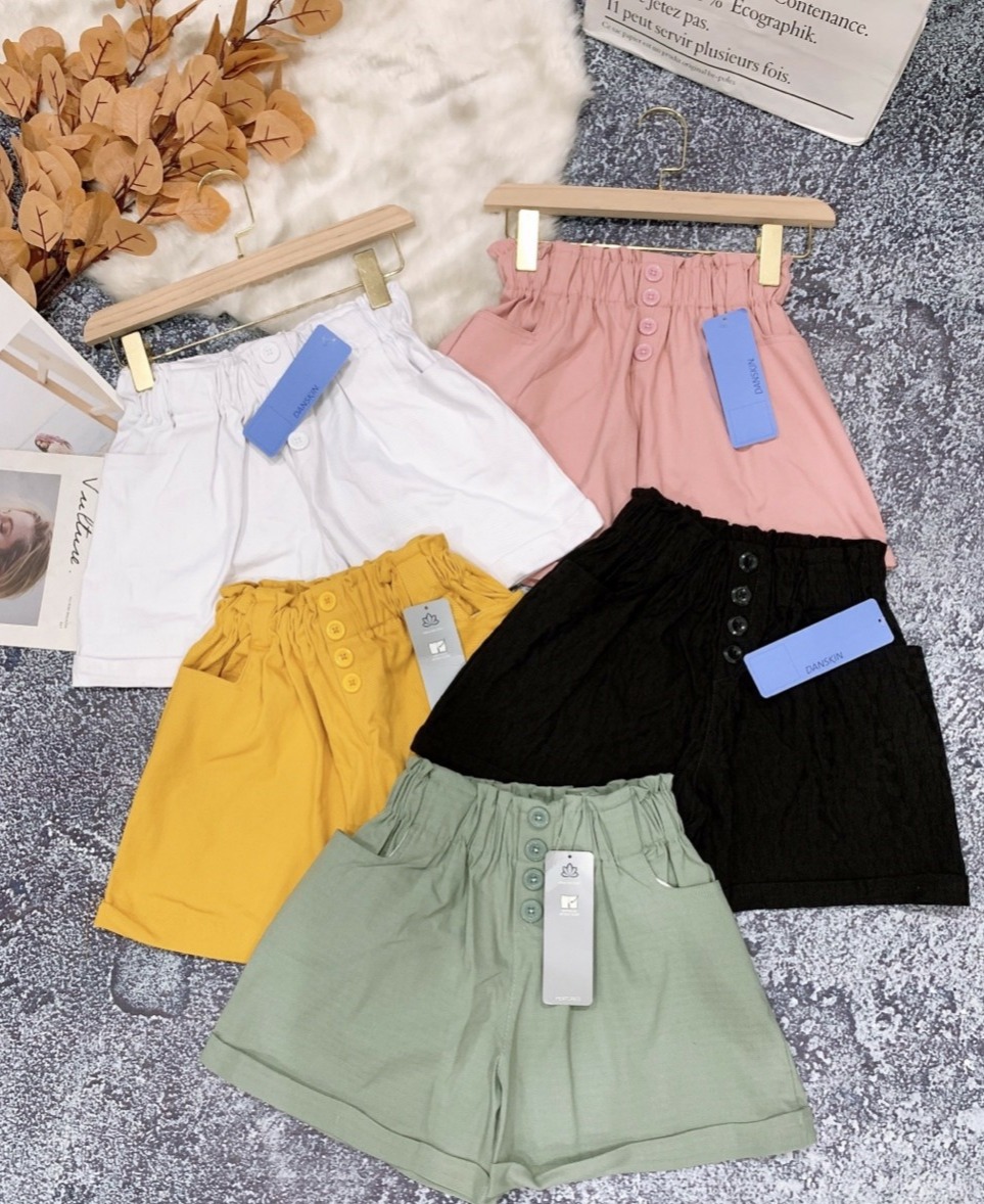 Quần Short Kaki Đùi Hot Trend Lưng Thun Phối Nút Giữa Đáng Yêu TTKX0723