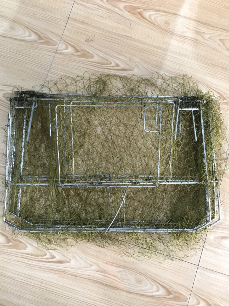 1 mẹt hình Vuông bẫy bìm bịp, Quốc, Gà nước kích thước 67cm x 80cm Lưới dù thái đã nhuộm săn màu tàng hình