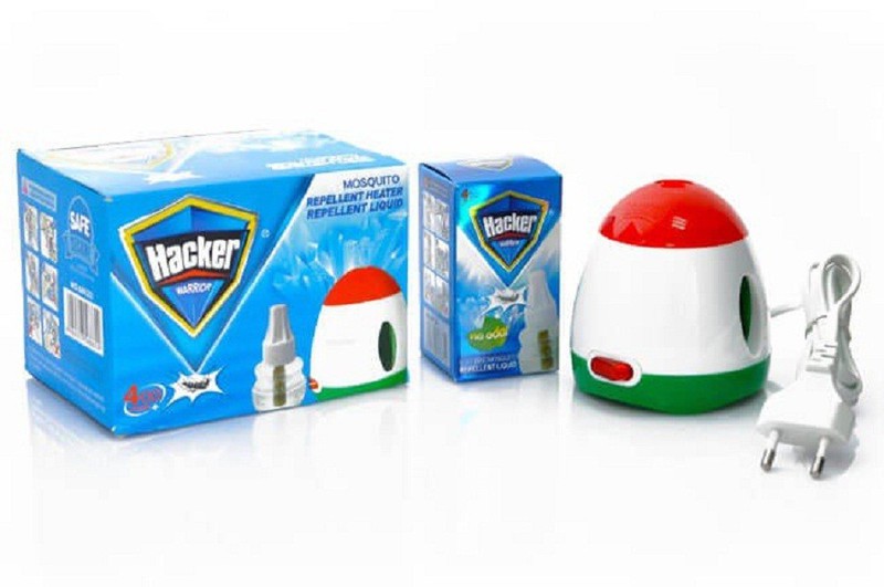 Máy đuổi muỗi xông tinh dầu hacker gồm 1 máy + 1 lọ tinh dầu