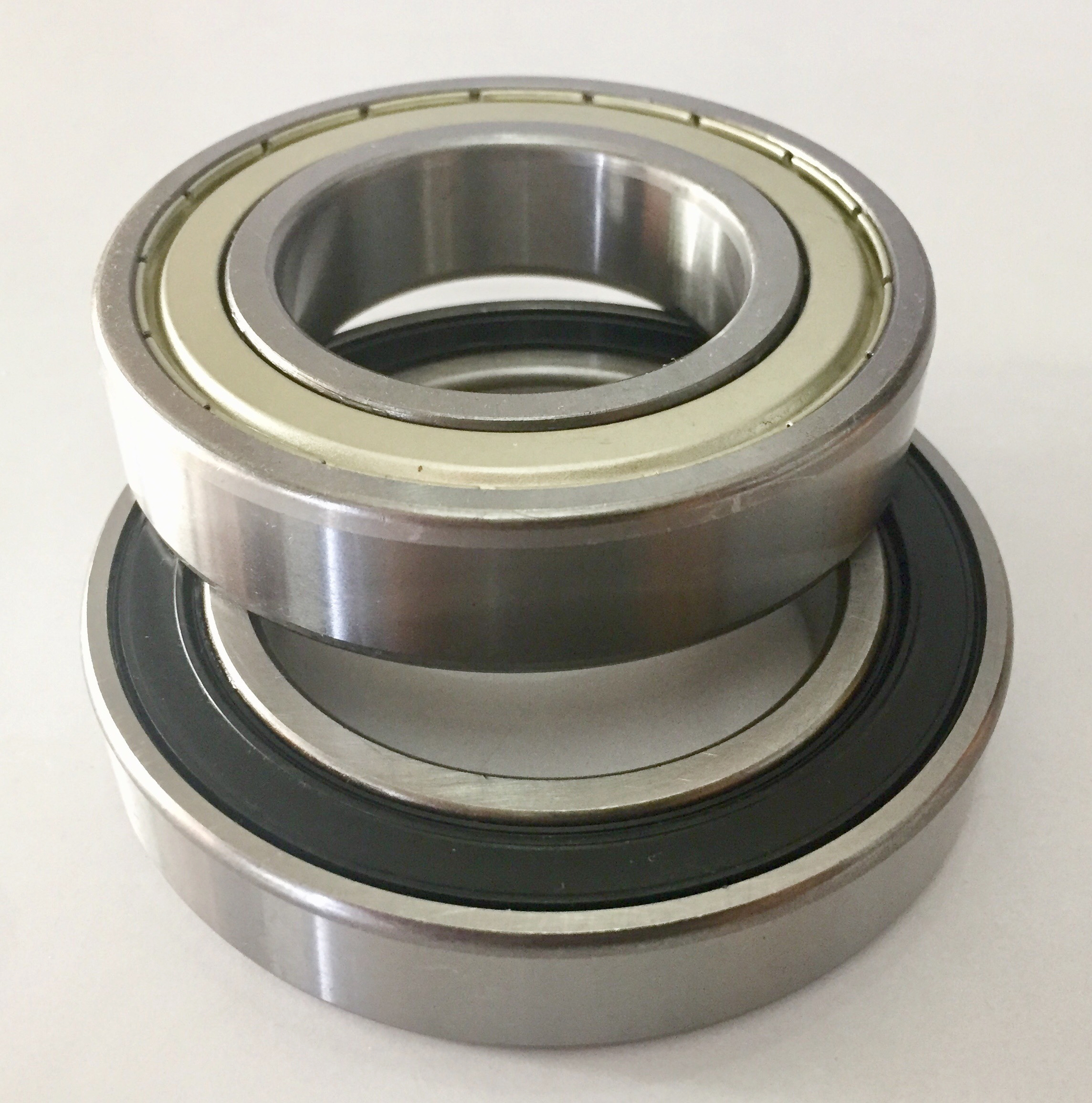 Vòng Bi có đường kính trục 60mm 6212 nắp nhựa, nắp săt