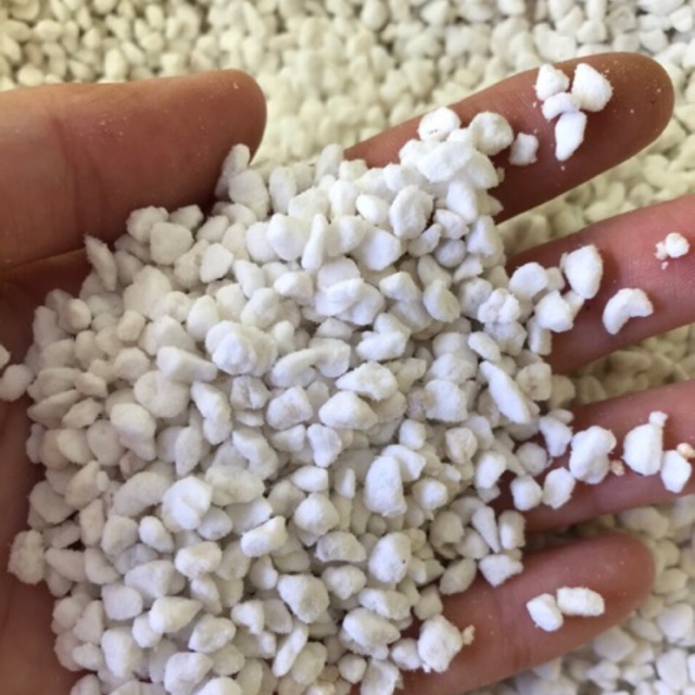 Đá perlite - đá trân châu trang trí, trồng cây gói 100GR