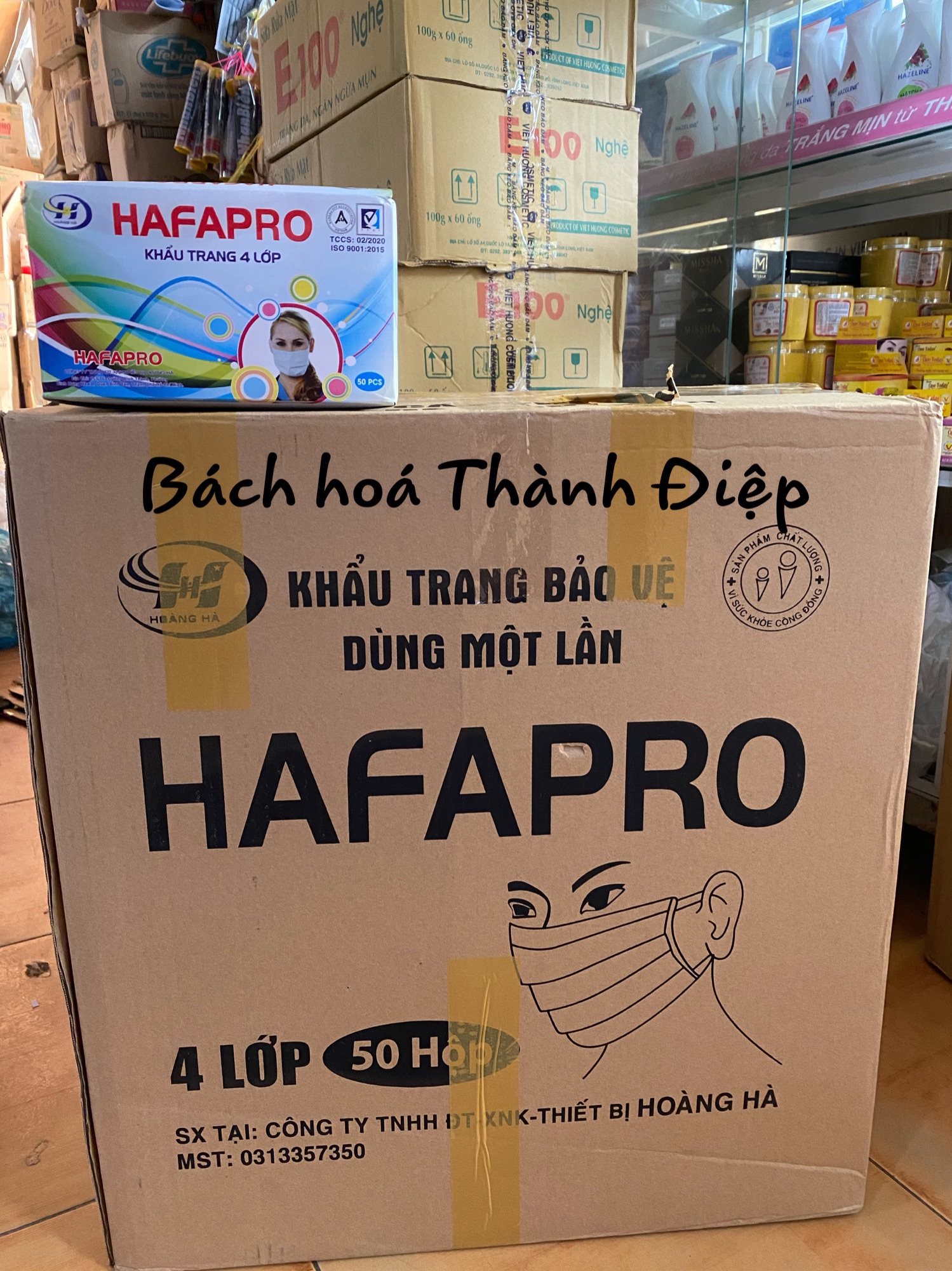 Nguyên thùng khẩu trang HAFAPRO màu trắng