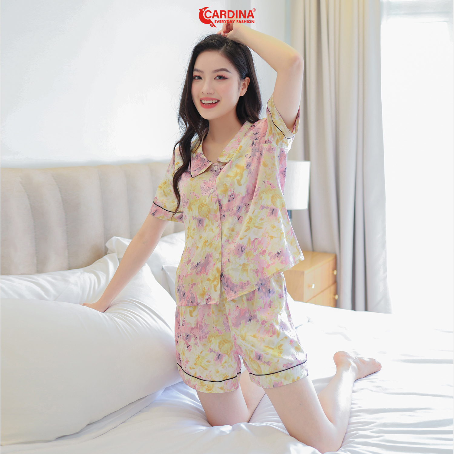 Đồ Bộ Nữ 𝐂𝐀𝐑𝐃𝐈𝐍𝐀 Pijama Chất Lụa Satin Nhật Cao Cấp Quần Đùi Áo Cộc Tay Họa Tiết 3Pi01