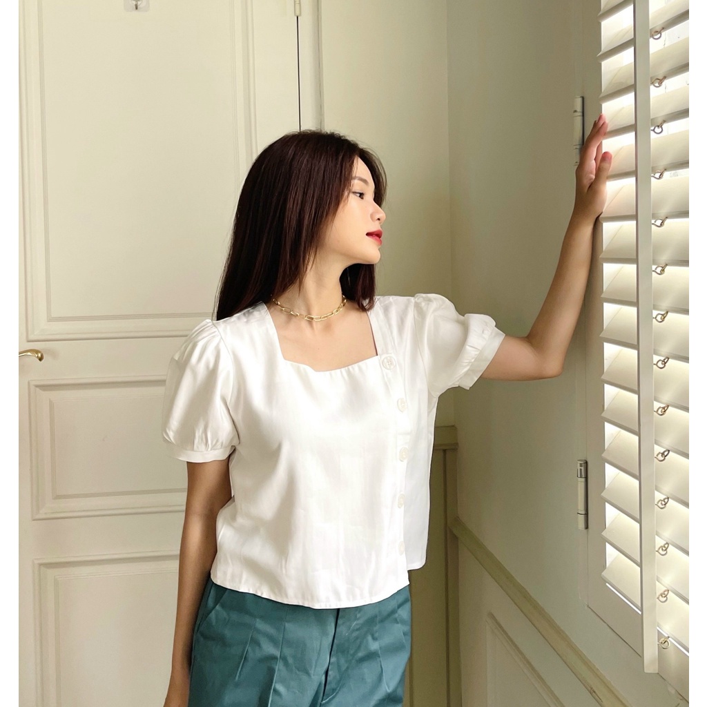 Áo kiểu cổ vuông - ak222027 - blazersaigon
