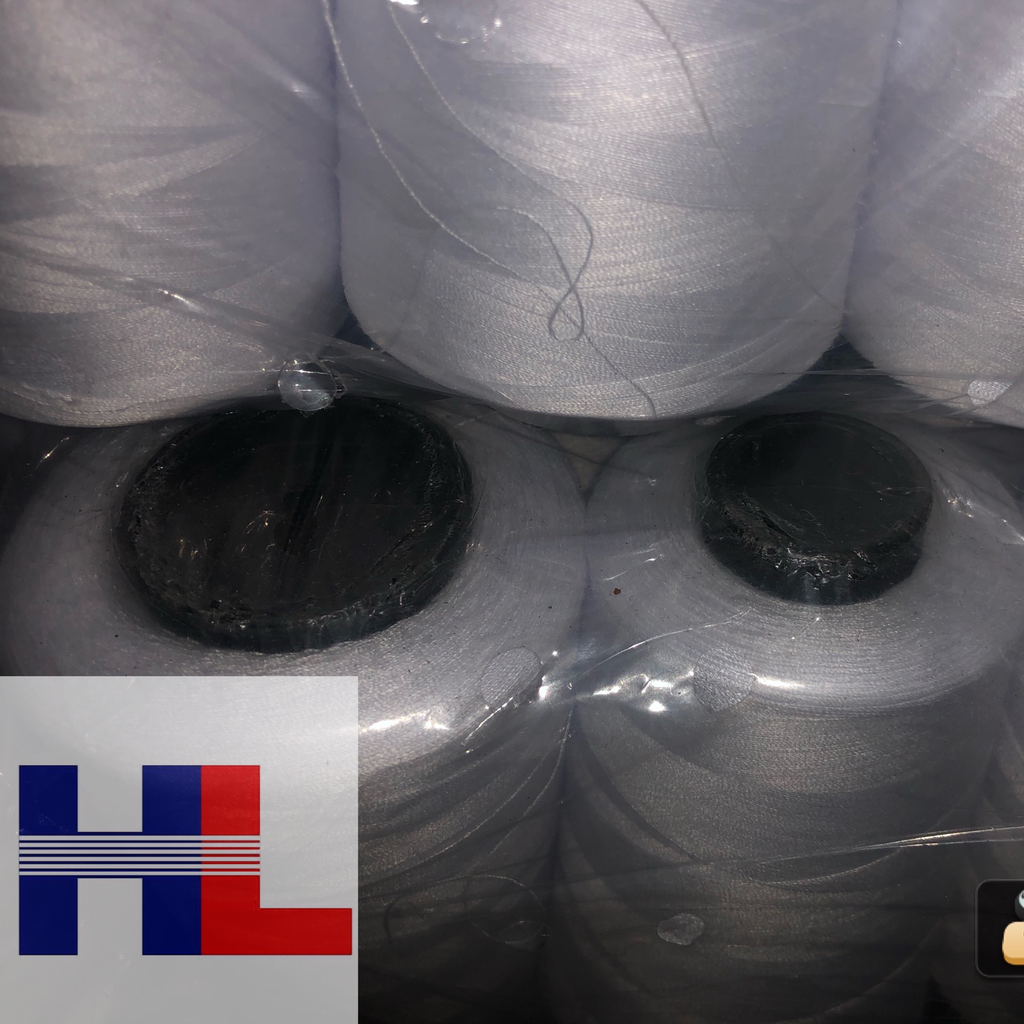 [HCM]Chỉ may màu công nghiệp Hạnh Liễu 40/2 : màu trắng tinh