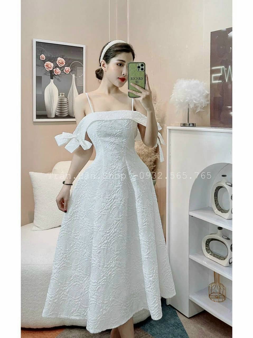 Đầm nữ 2 dây trễ vai sang trọng quý phái chất liệu xốp nhật thời trang hari