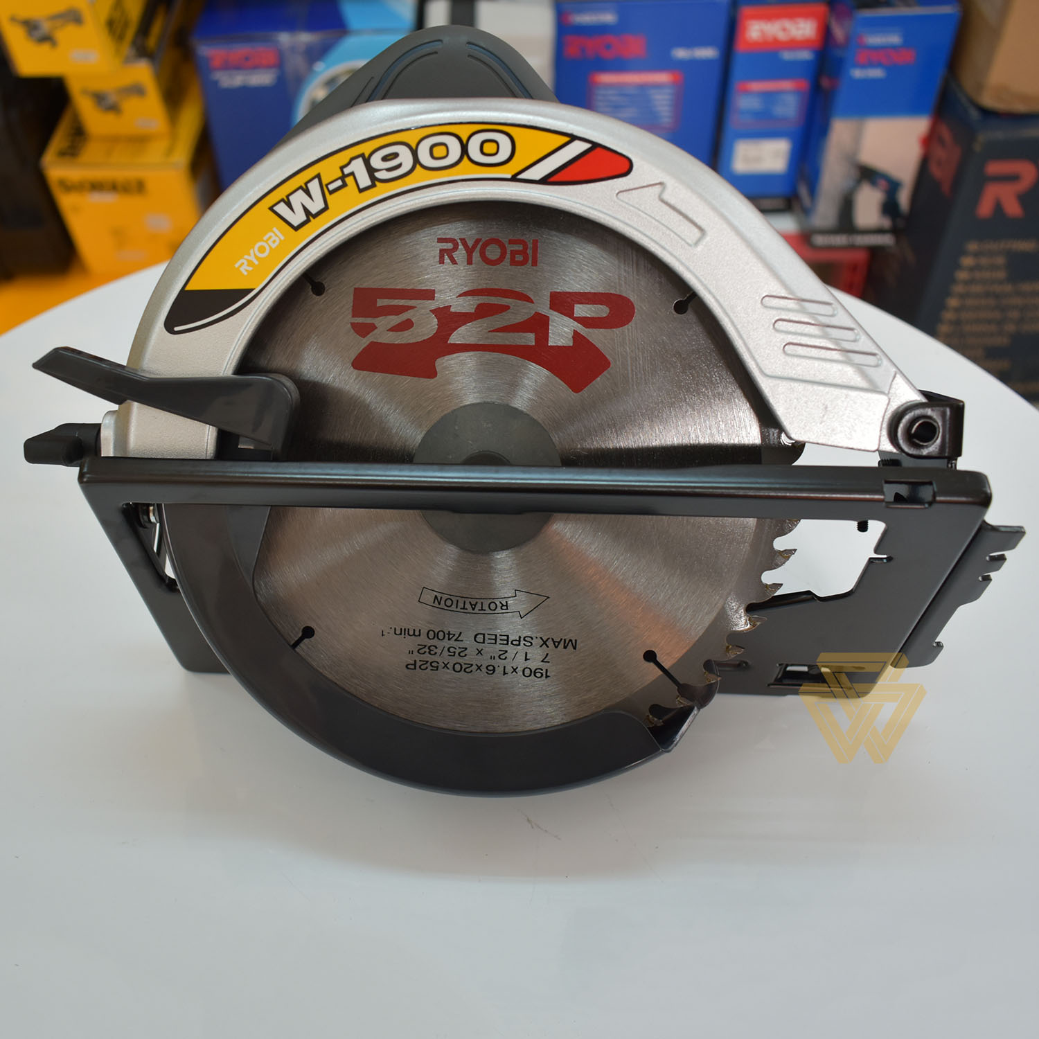 Máy cưa đĩa tròn 1050w 190mm ryobi w-1900