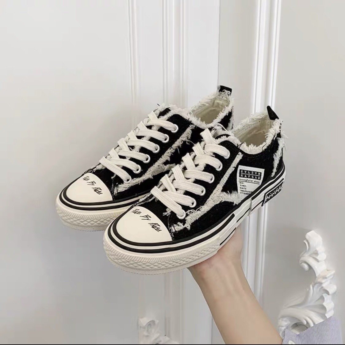 Giầy Nữ Seaker Phong Cách Zvessel Canvars Thời Trang Trẻ (Grab Store)
