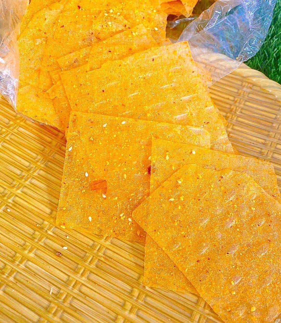Bánh tráng phô mai cay ngọt