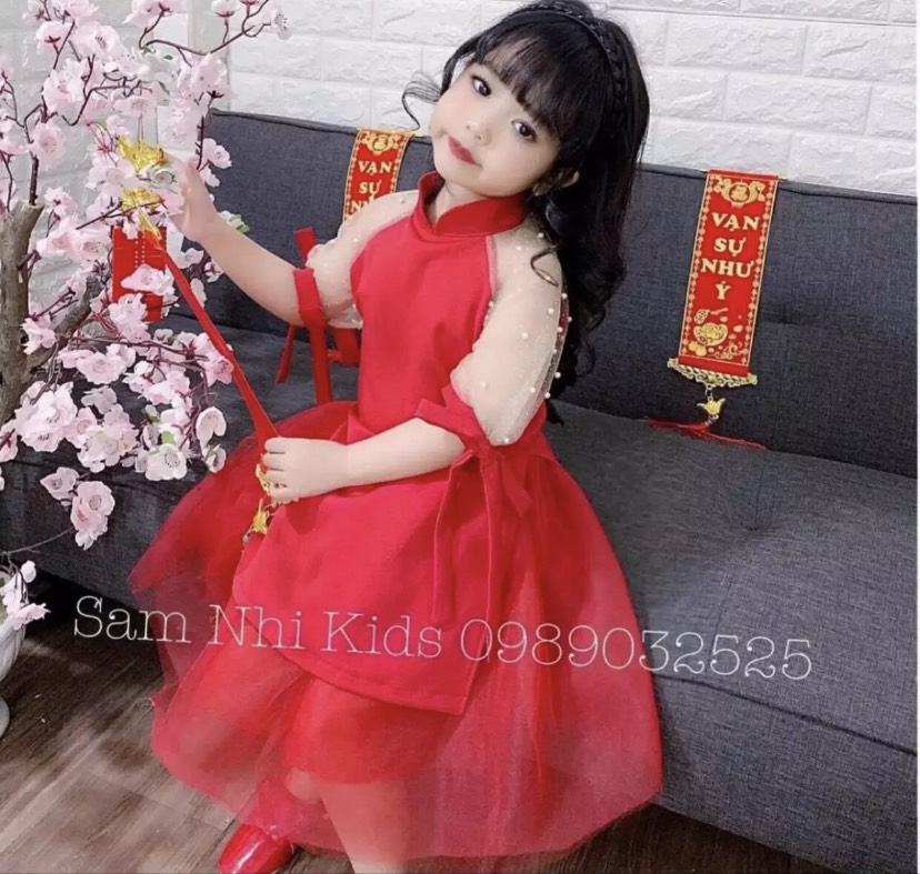 Áo dài cách tân cho bé đón tết mẫu xinh đính cườm dễ thương