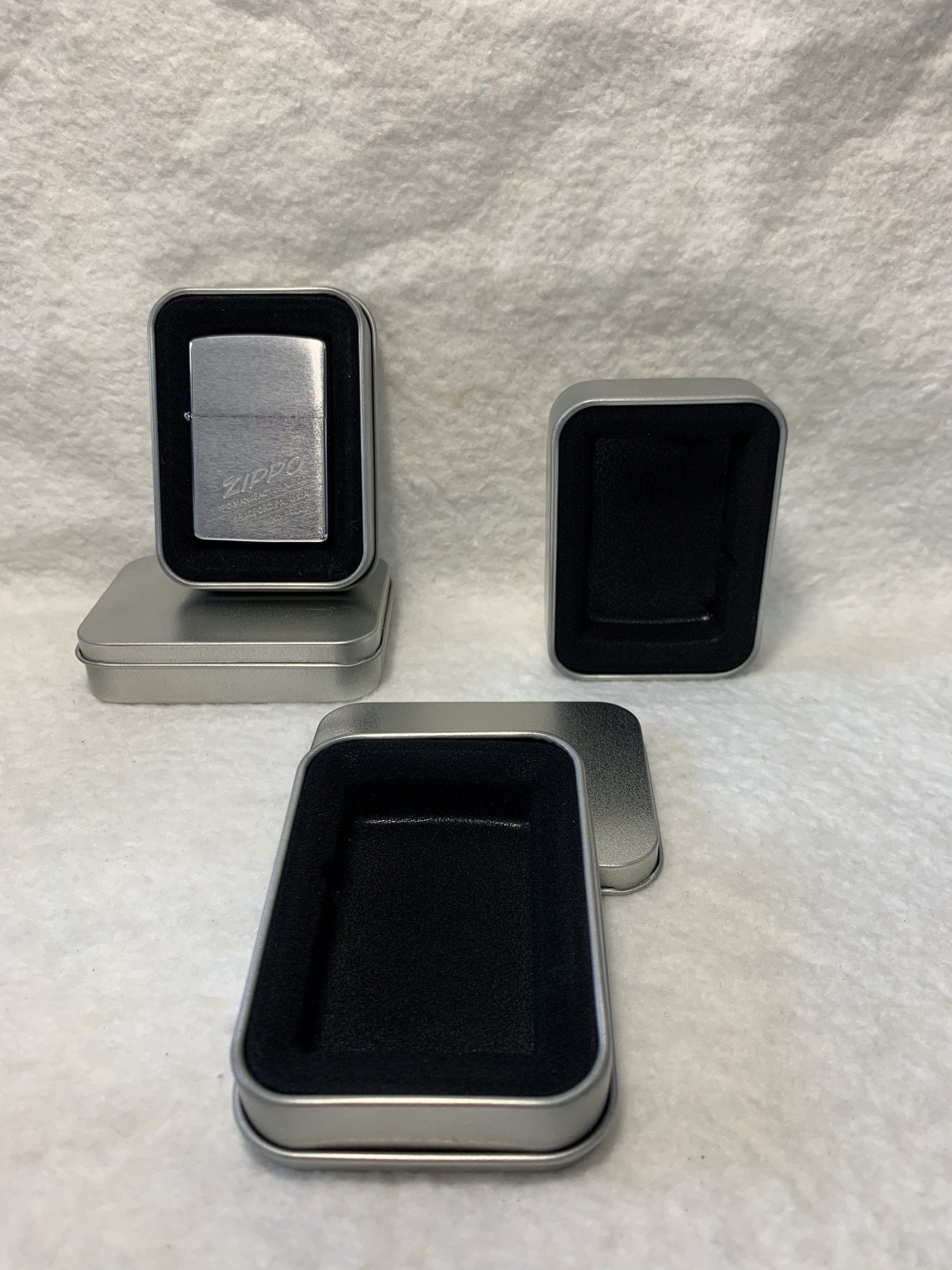 Hộp thiếc Zippo  Lót Nhung Dùng Bảo Quản Trưng Bày Zippo