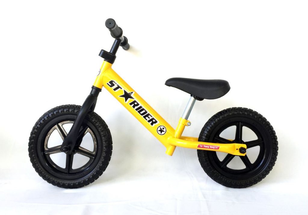 Xe thăng bằng(xe chòi chân) Starider chính hãng có bảo hành - dạy con yêu vận động, khỏe mạnh và tự lập được nhiều nước áp dụng(Tặng kèm bọc tay lái+biển xe ) giá tốt