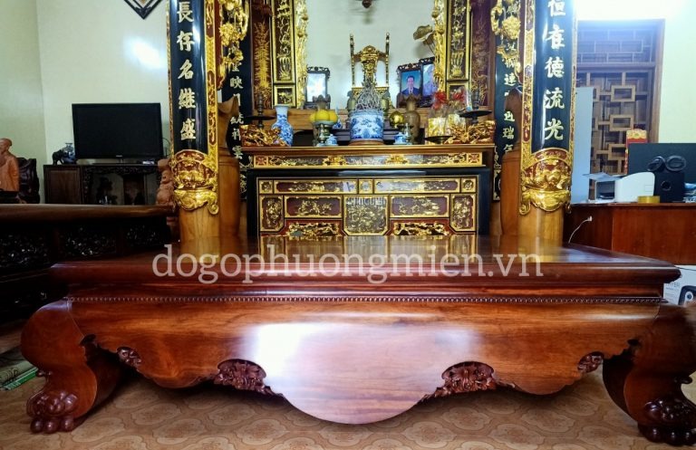 Sập trơn gỗ gụ cổ liền 1m8 x 2m2.