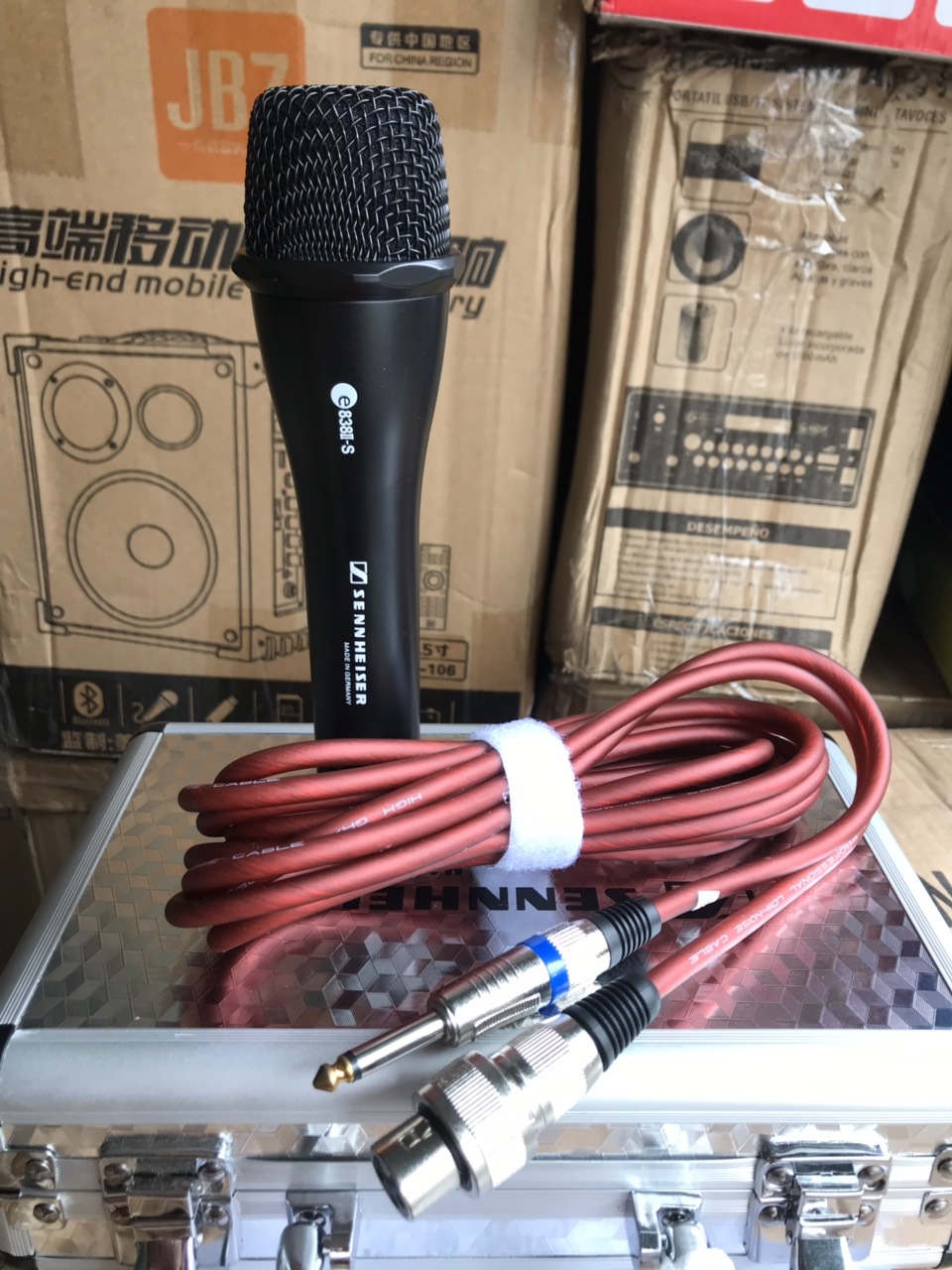Micro dây sennheiser 838 ii cao cấp, có vali nhôm