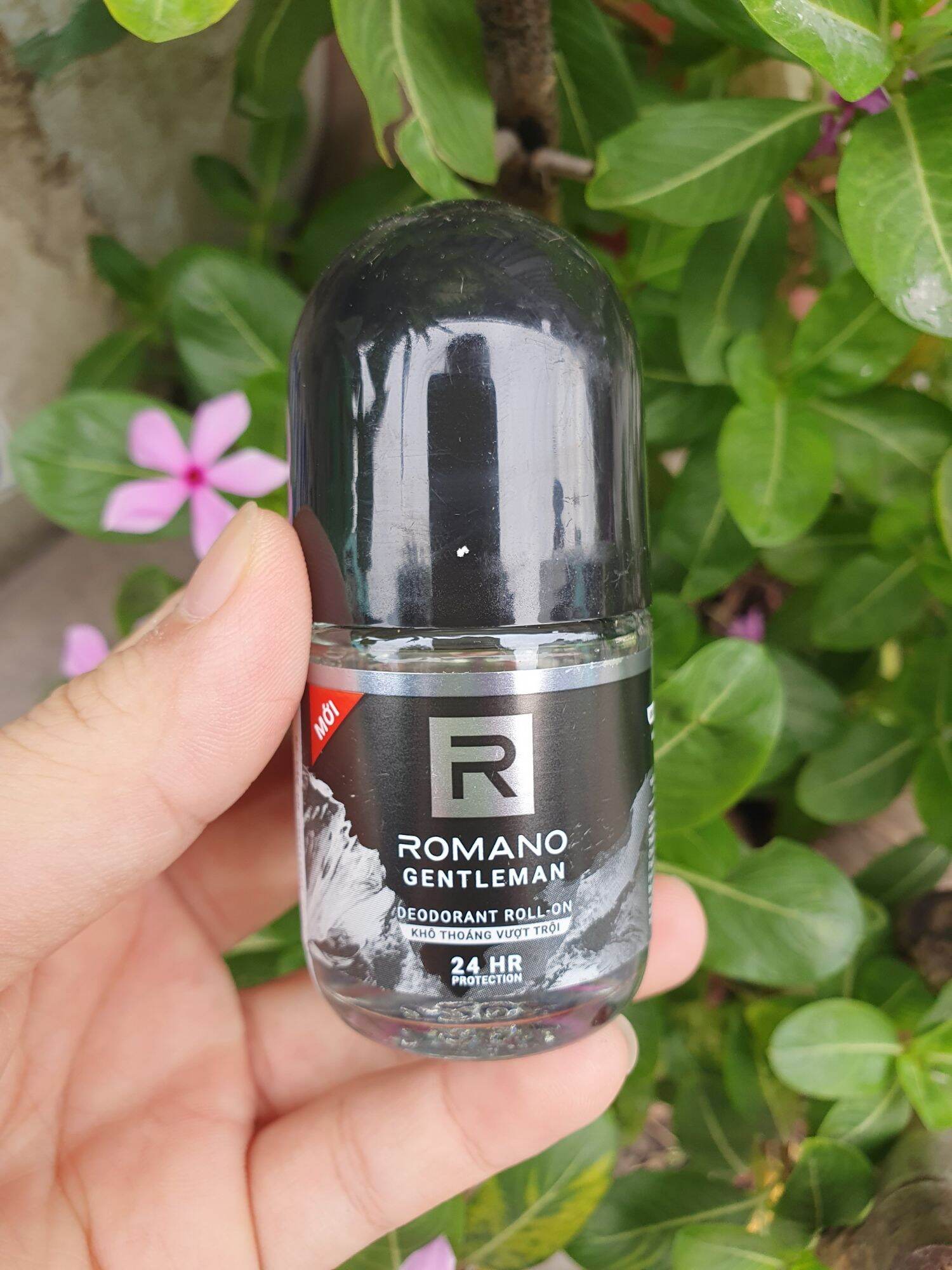 Lăn Khử Mùi Hương Nước Hoa Romano Gentleman 25ml