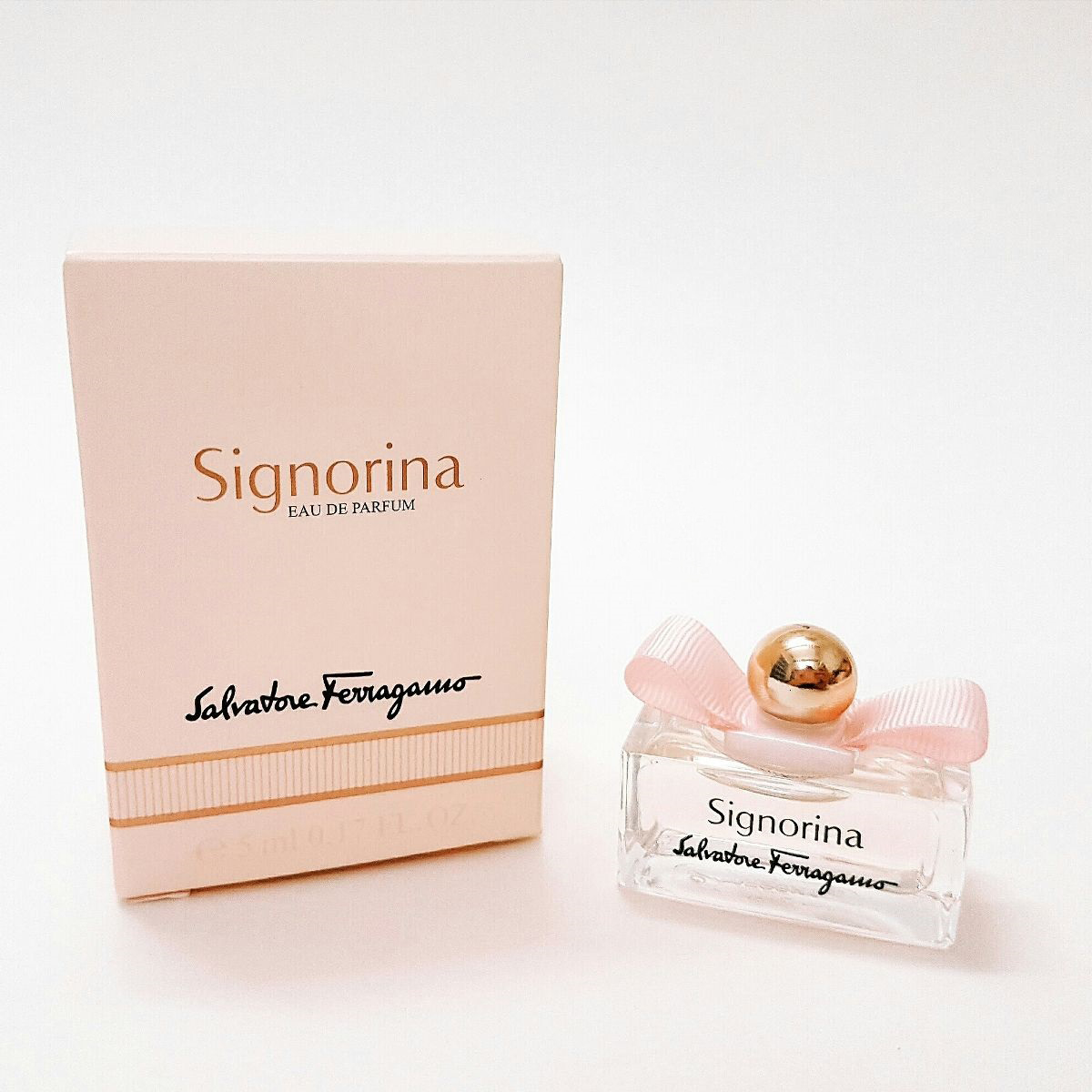 Nước hoa nữ SALVATORE FERRAGAMO Signorina EDP 5ml