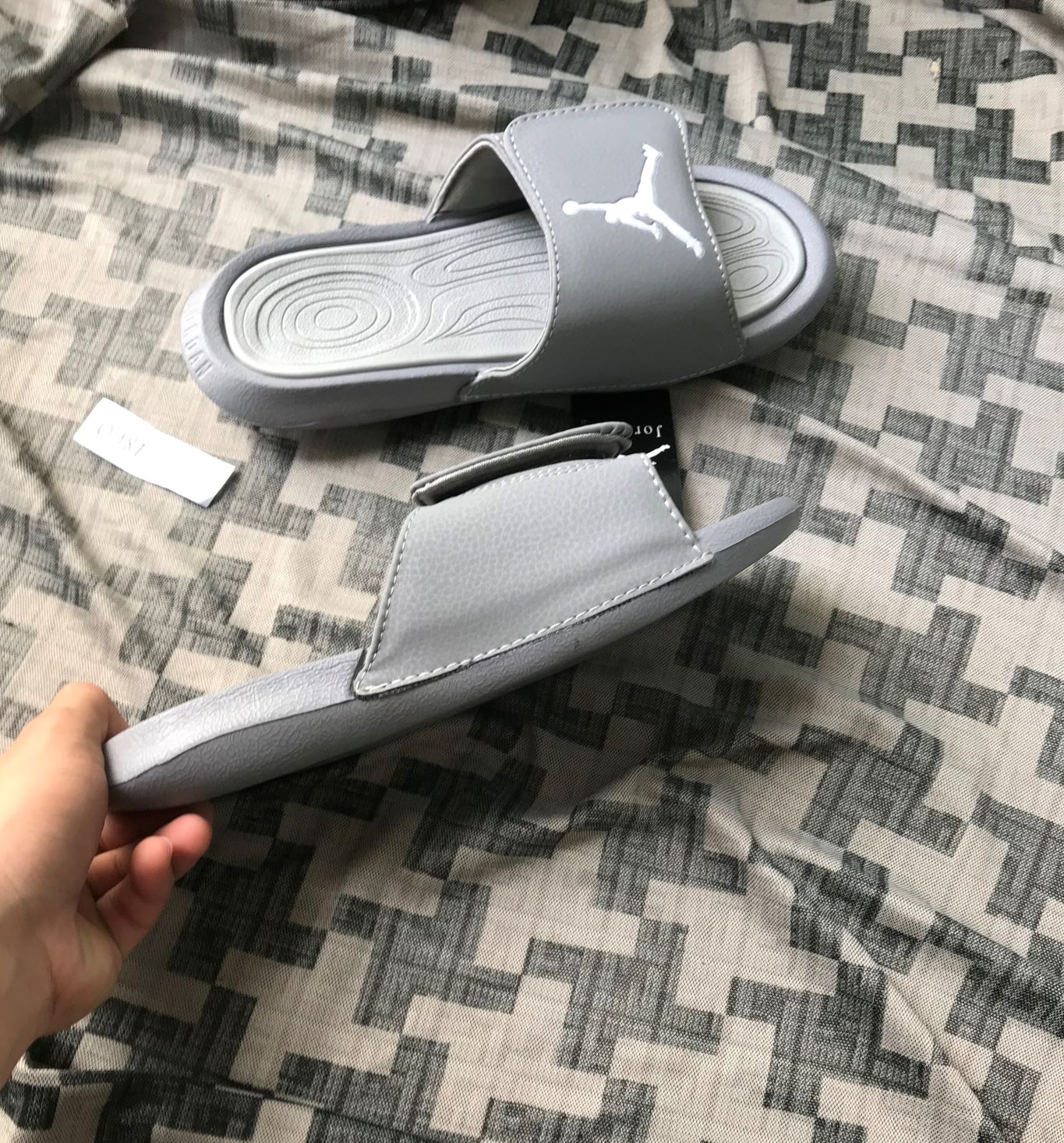 (ảnh thật tặng hộp) dép quai ngang xé quai - mẫu dép -jordan màu xám dành cho dép nam nữ
