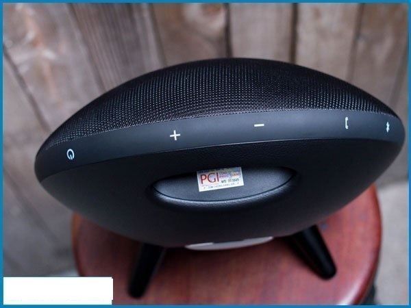 Loa bluetooth Harman Kardon Onyx Studio 4