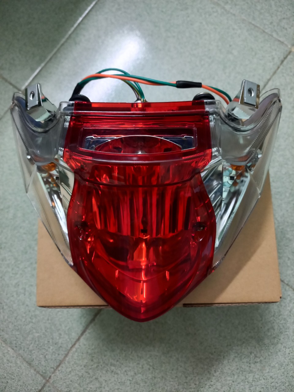 Bộ đèn sau xe số ez 110cc sym