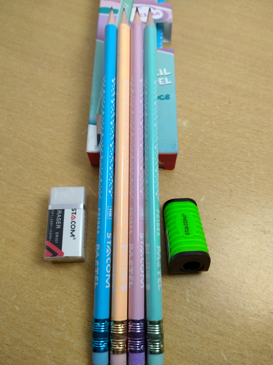 Bút chì hb stacom . tặng 1 gọt, 1 tẩy