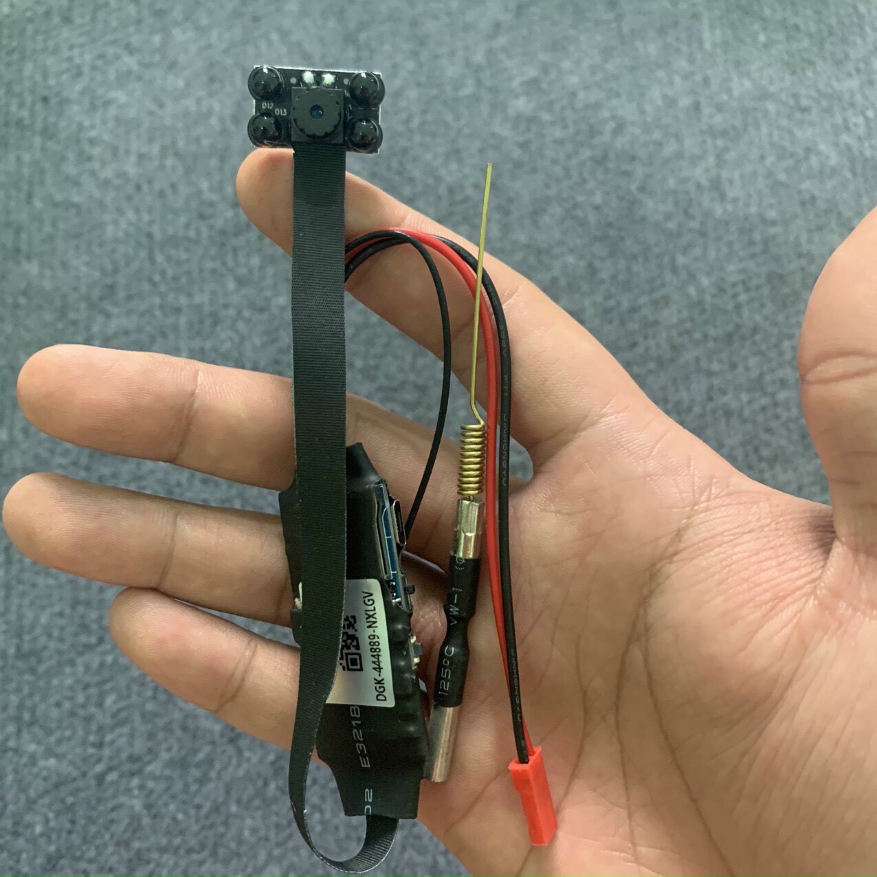 Camera V99- X , V99 pro siêu nhỏ Wifi thế hệ mới Góc quay 170 độ cực rộng Full 4k siêu nét XEM TỪ XA QUA ĐT- Tặng kèm thẻ nhớ khi mua hàng