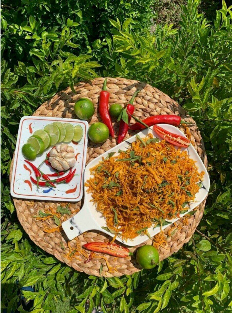 Khô gà lá chanh túi zip 1kg bao ngon .