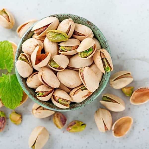 Hạt Dẻ Cười 350G Hạt dẻ cười là hạt khô được người tiêu dùng ưa chuộng. Đây là loại hạt có vị ngọt bùi thơm ngon, giàu vitamin và chất dinh dưỡng tốt cho cơ thể.