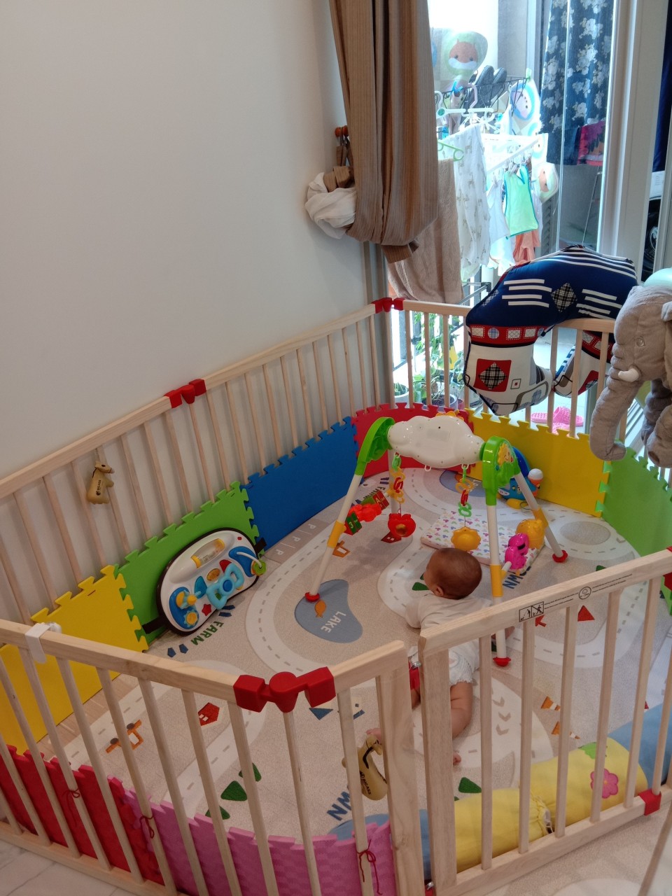 Cũi 5d playpen 6 cánh