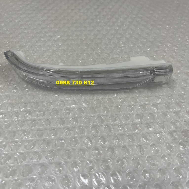 Xi nhan gương Hyundai Avante