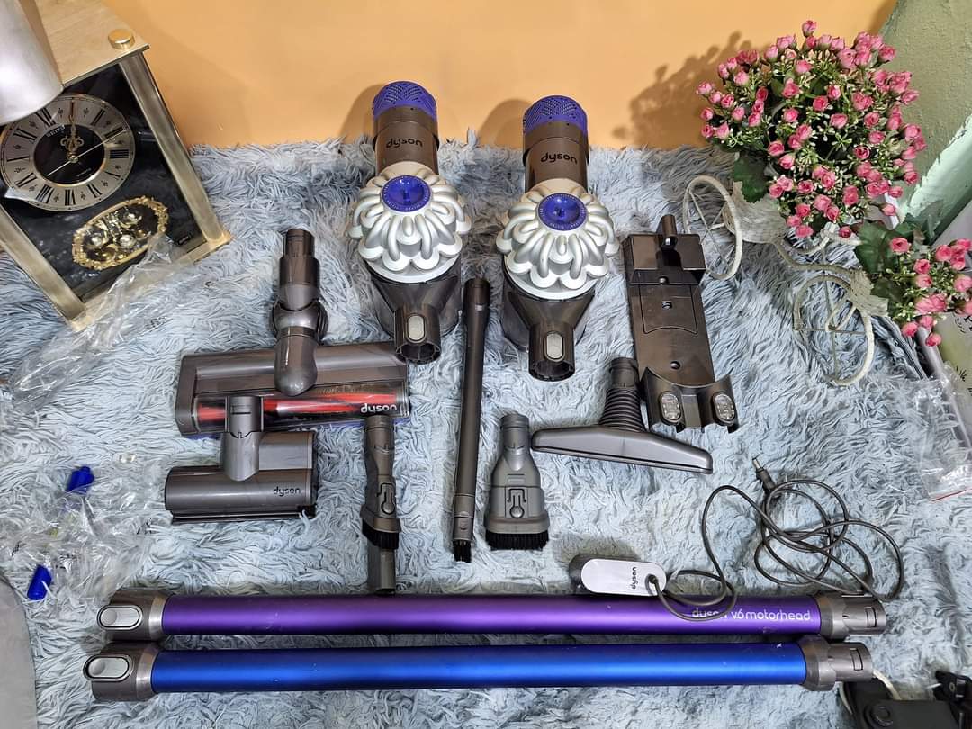 Máy hút bụi cầm tay không dây Dyson V6 Nội địa Nhật bãi