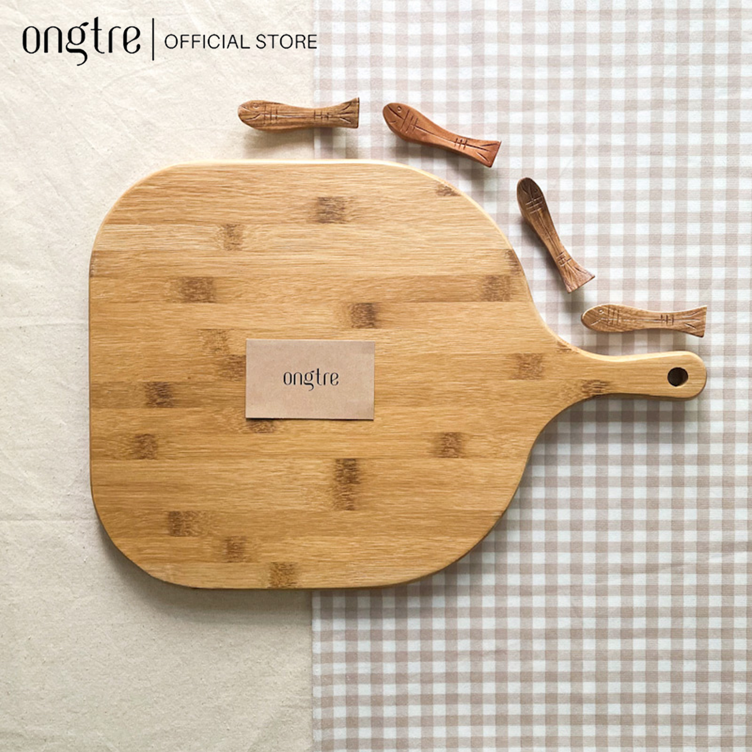 Thớt tre có tay cầm/ thớt đồ nguội/ thớt decor chụp ảnh | ongtre® (Vietnam).